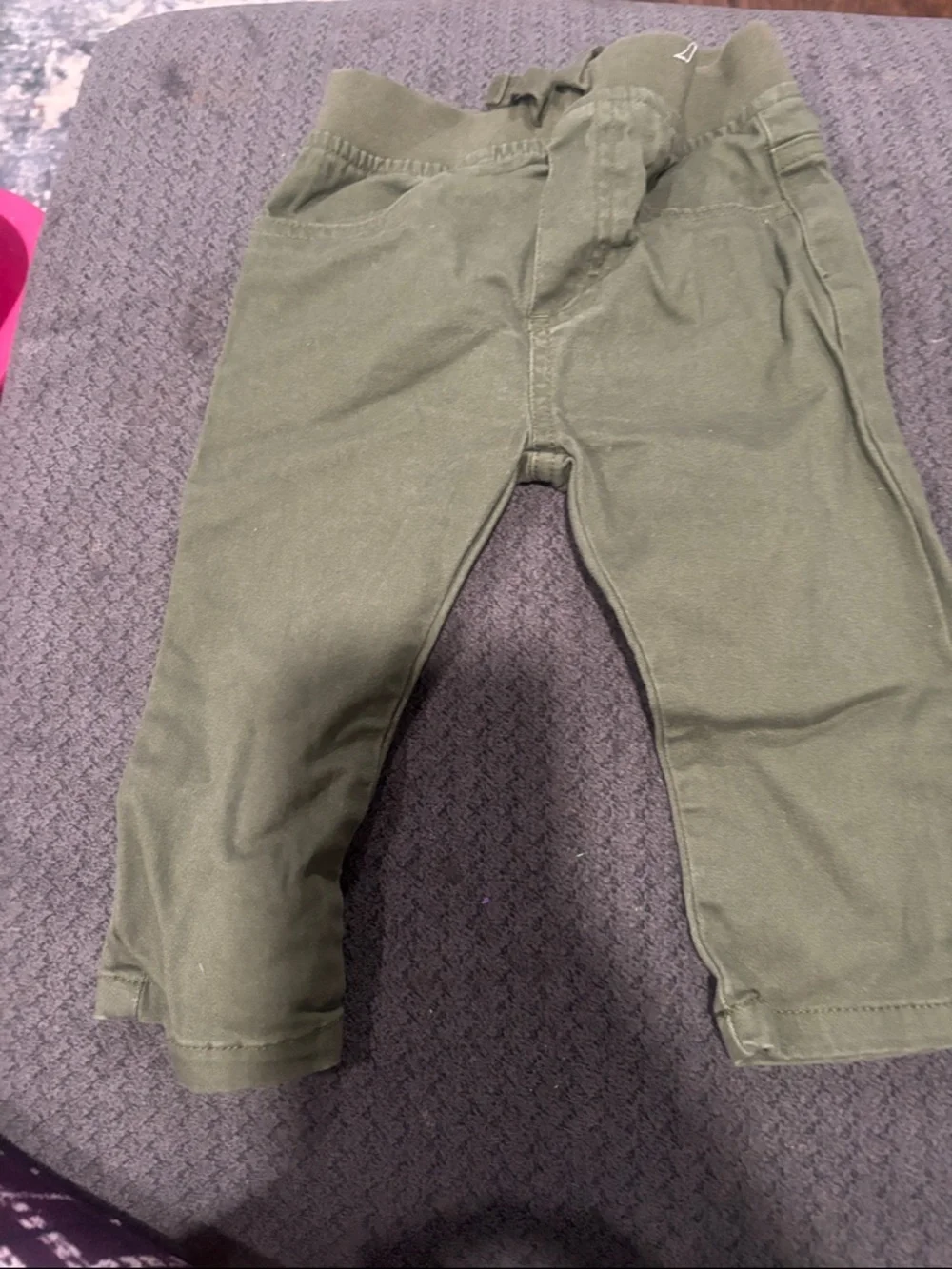 🟢10/$10 - Kids Olive Green Pull-On Stretch Pants